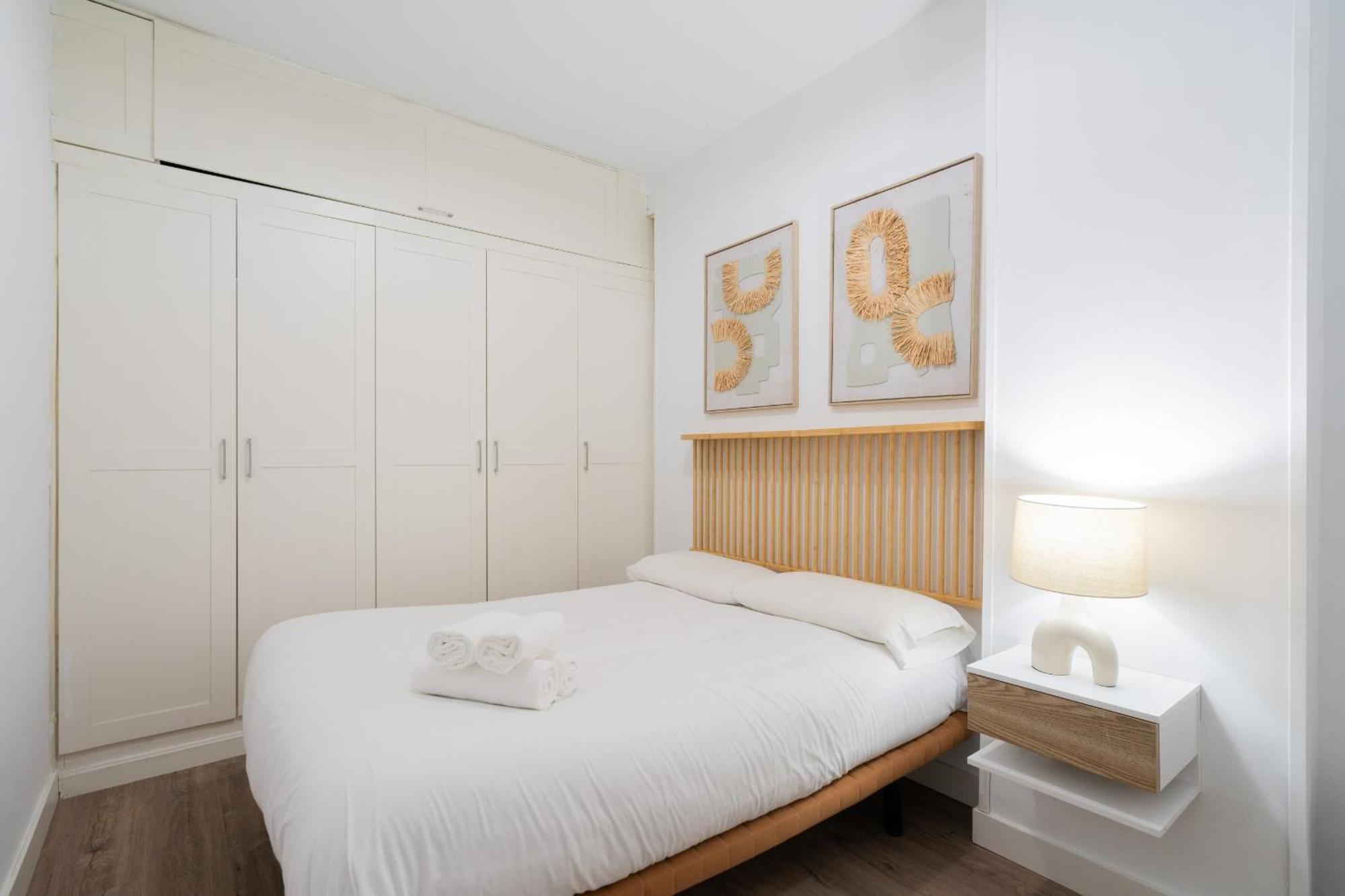Apartamento En Chueca Para 4 Personas Alquiler Temporal 马德里 外观 照片