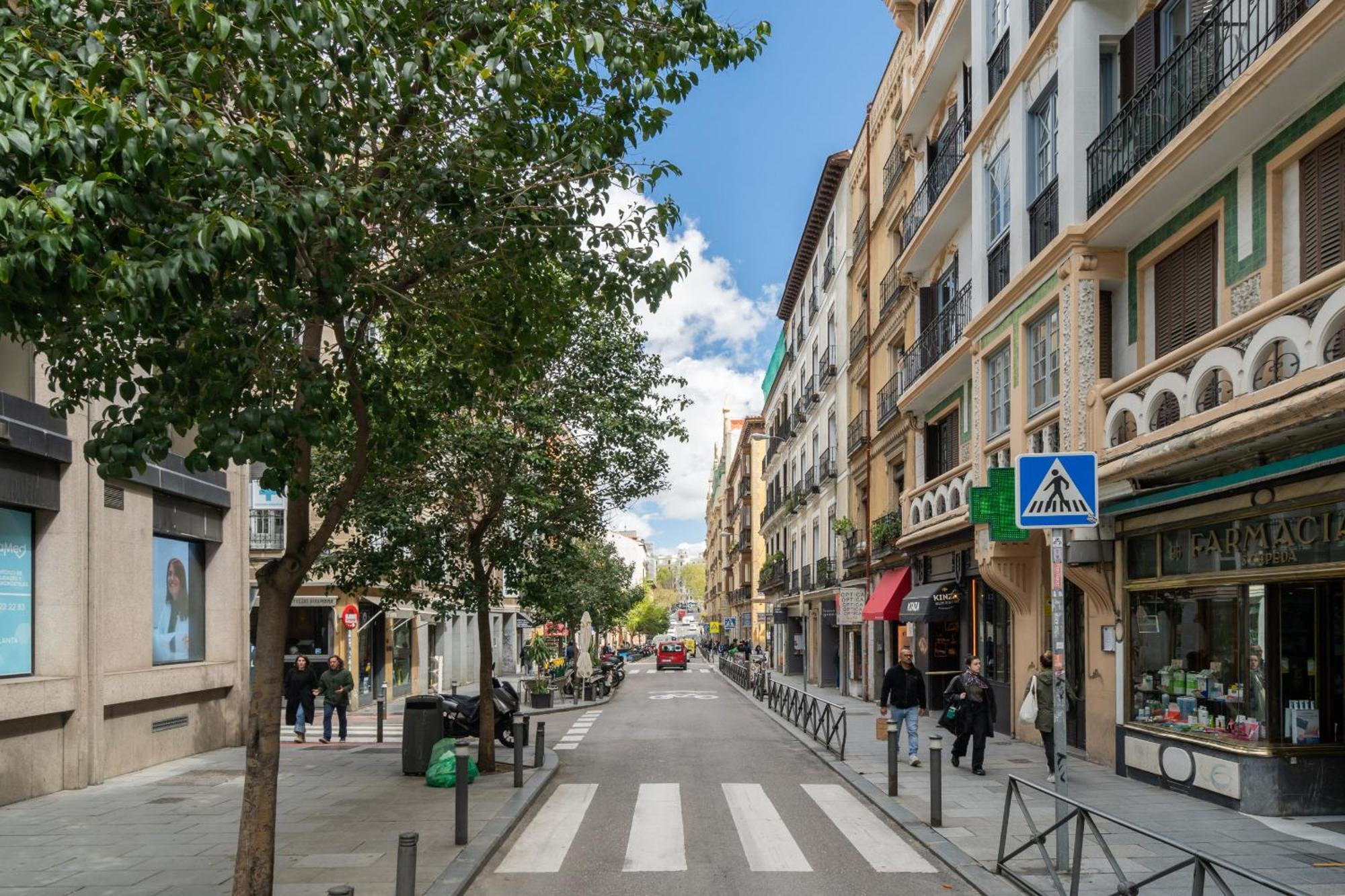 Apartamento En Chueca Para 4 Personas Alquiler Temporal 马德里 外观 照片