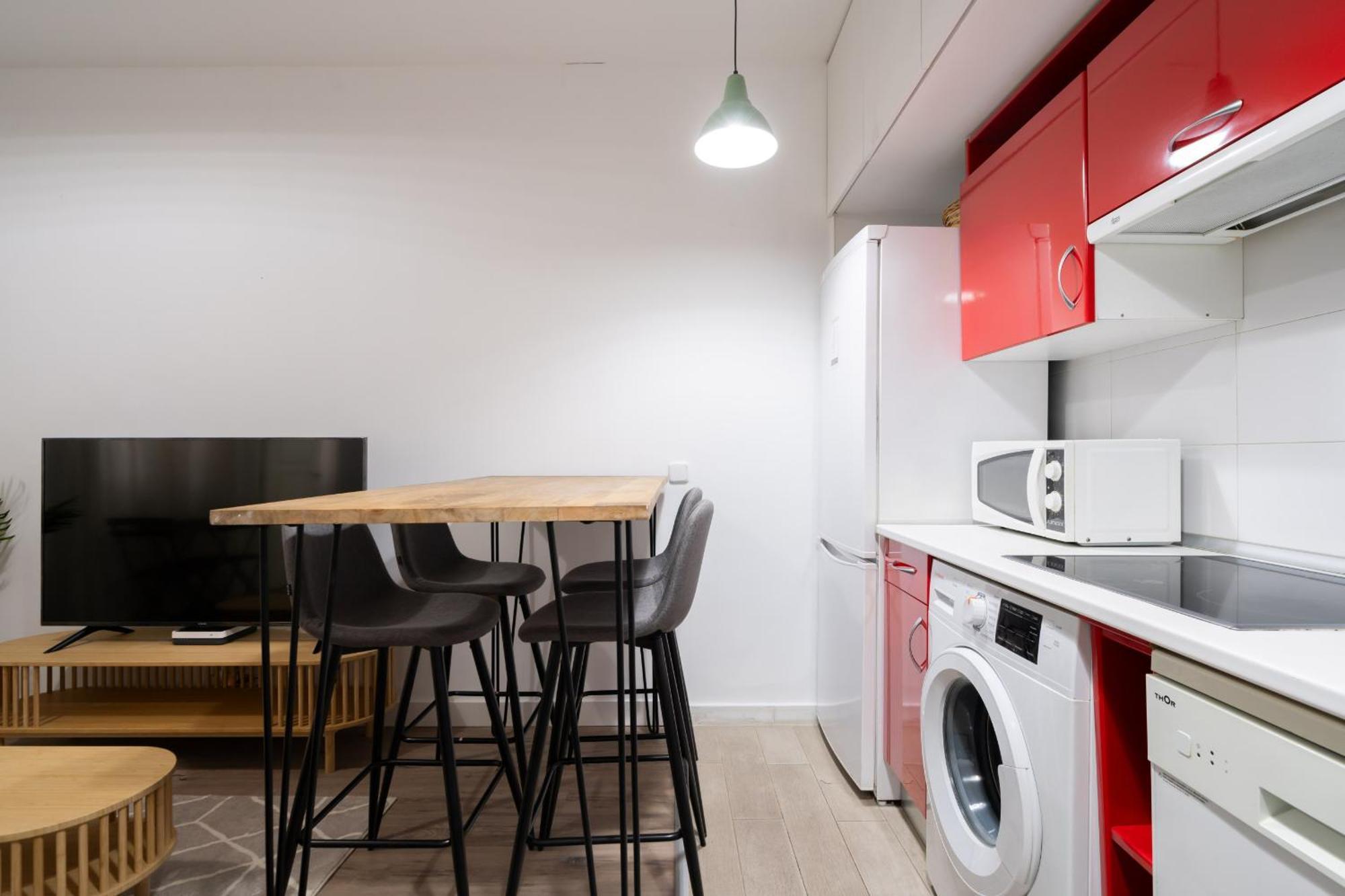 Apartamento En Chueca Para 4 Personas Alquiler Temporal 马德里 外观 照片